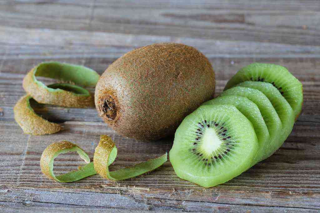 Kiwi - zastosowanie w kuchni i kosmetyce