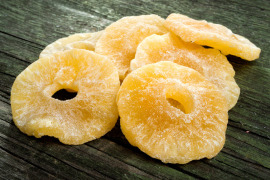 suszone plastry ananasów