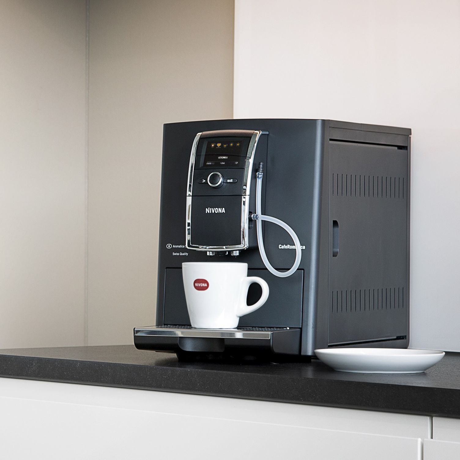 
						NIVONA - CafeRomatica 841 - automatyczny ekspres do kawy
					